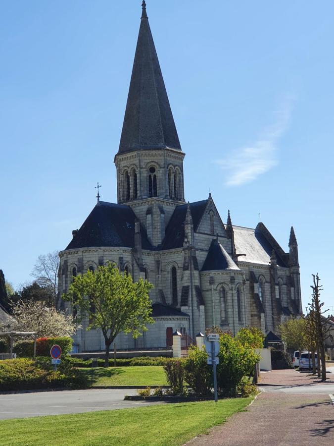 Le Gite Du Puits Aubert Breze Buitenkant foto